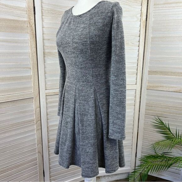 Anthropologie Dolan Left Coast Piper Skater Dress Small - Picture 11 of 11